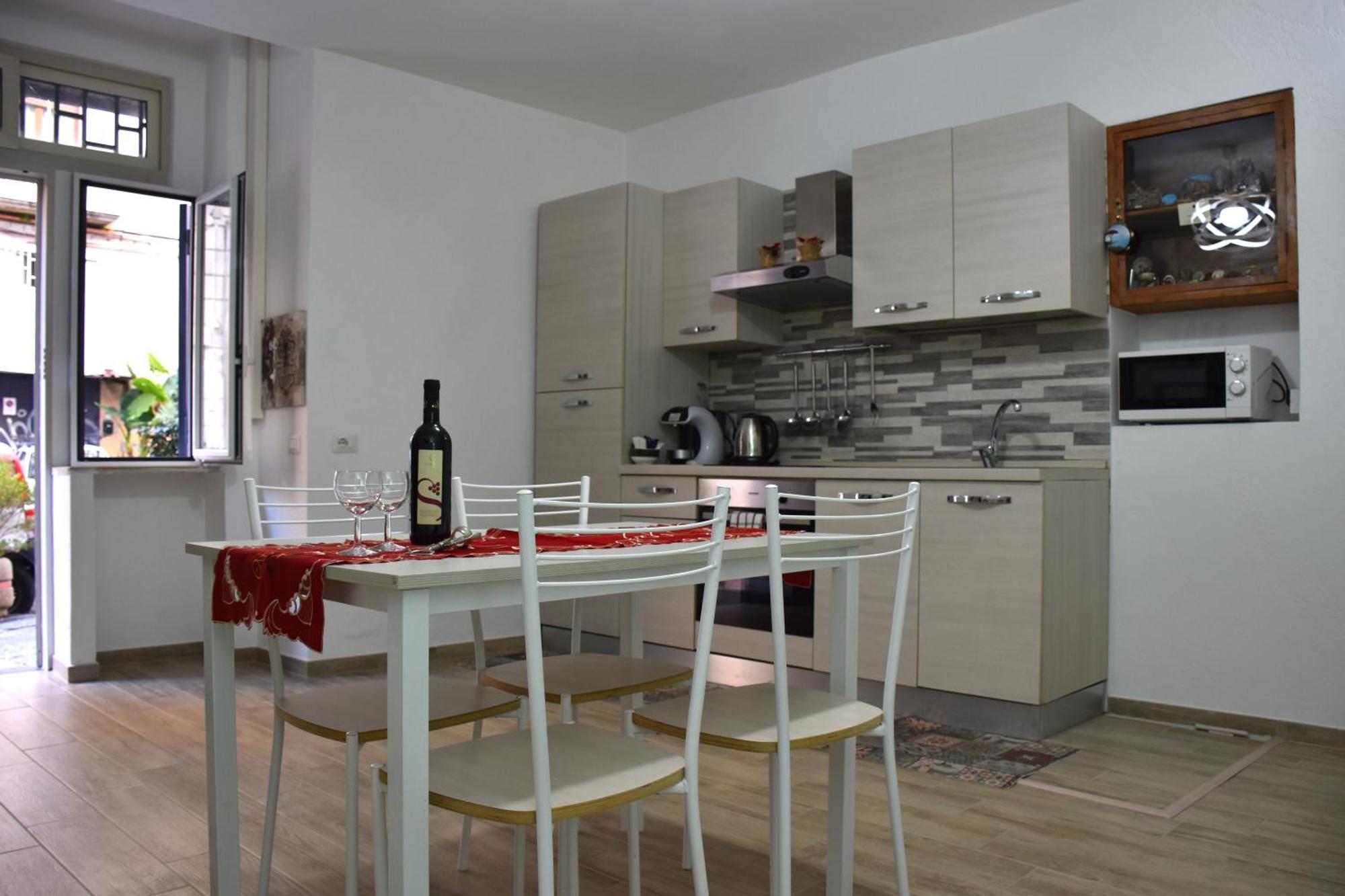 Alessia House Lejlighed Napoli Eksteriør billede